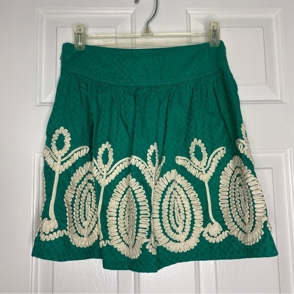 NICK & Mo Mini Skirt, Flared Style - Embroidered Cream Details size - Picture 5 of 7